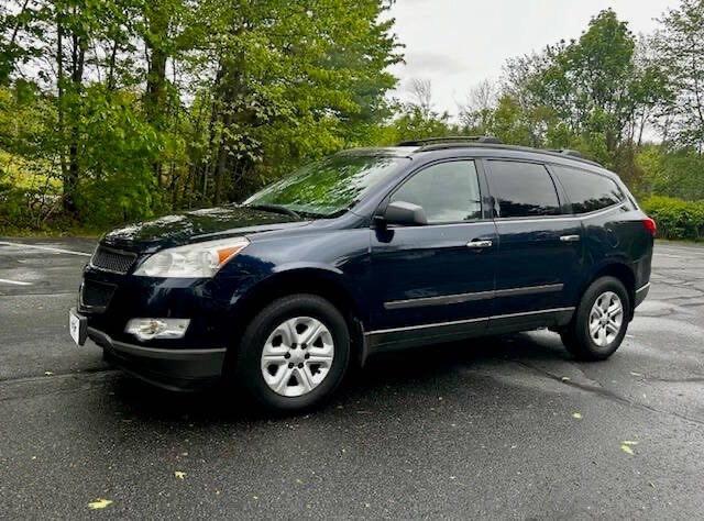 2011 CHEVROLET TRAVERSE LS   à vendre chez Copart MA - NORTH BOSTON