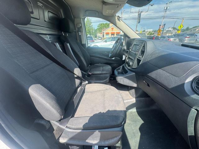  MERCEDES-BENZ METRIS 2017 Biały