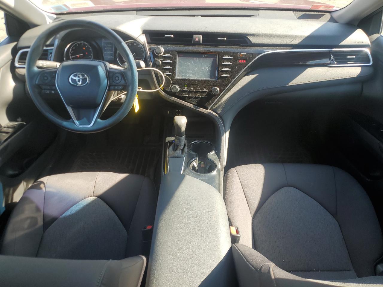 2018 Toyota Camry L VIN: 4T1B11HK3JU588323 Lot: 65172155