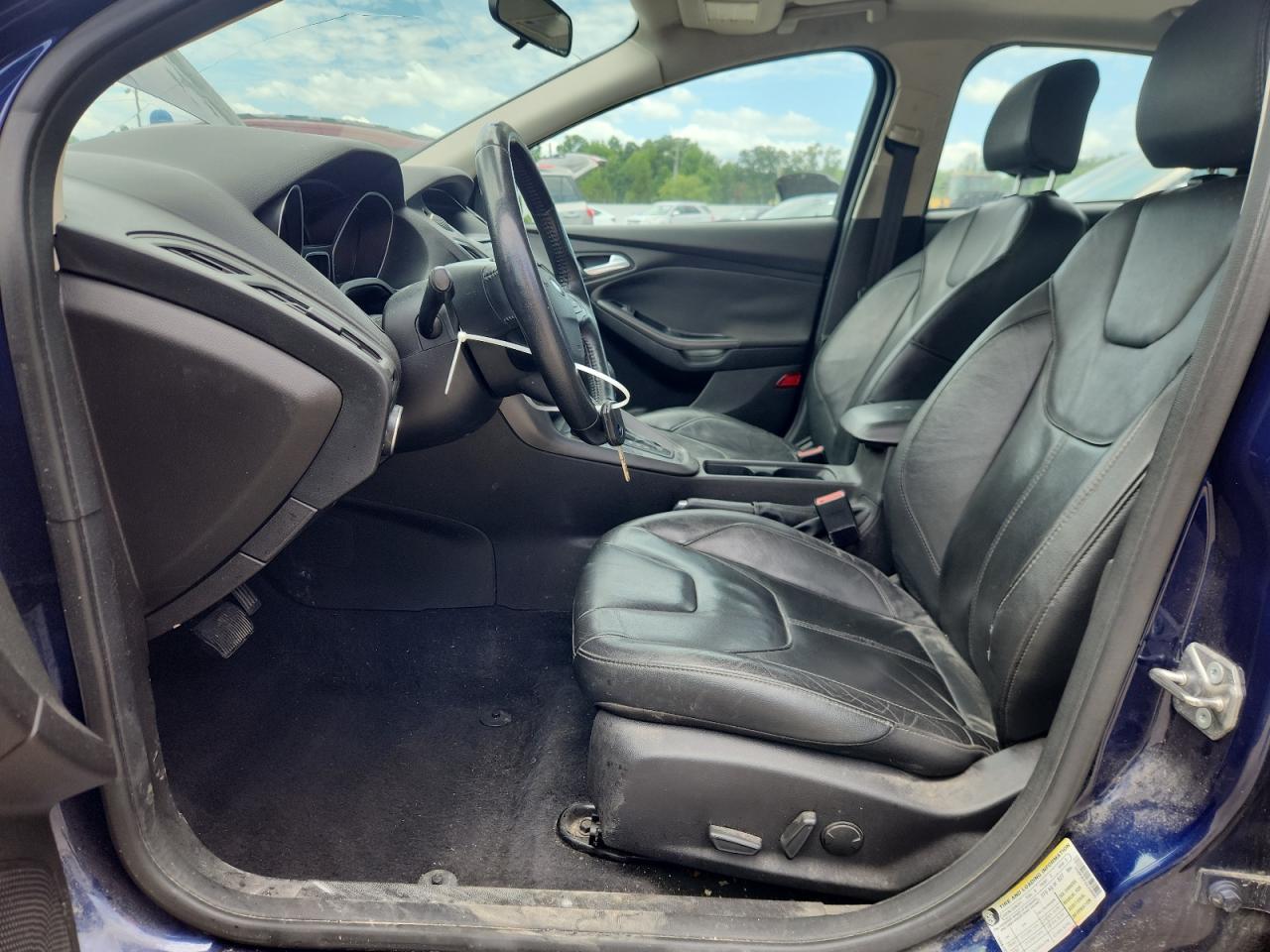 2016 Ford Focus Se VIN: 1FADP3F21GL330090 Lot: 63283615