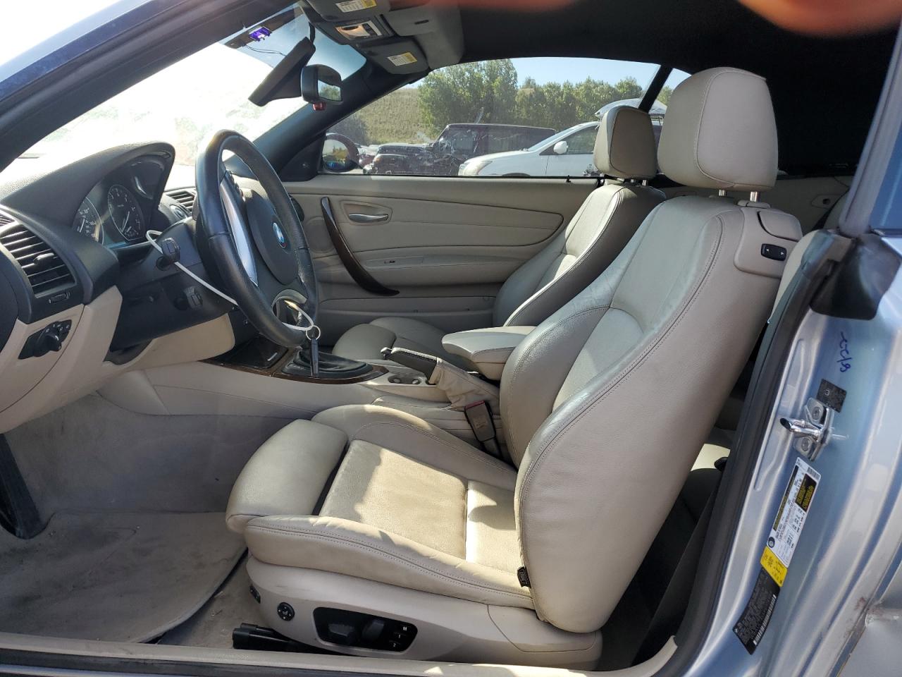 2009 BMW 128 I VIN: WBAUL73559VJ74989 Lot: 64055265