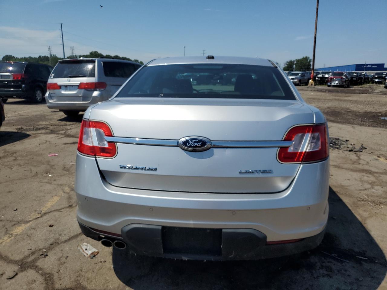 2011 Ford Taurus Limited VIN: 1FAHP2FW0BG181946 Lot: 66258425