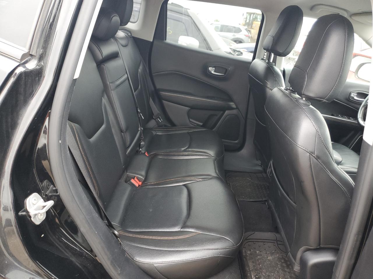 2018 Jeep Compass Limited VIN: 3C4NJDCB6JT332536 Lot: 64638275
