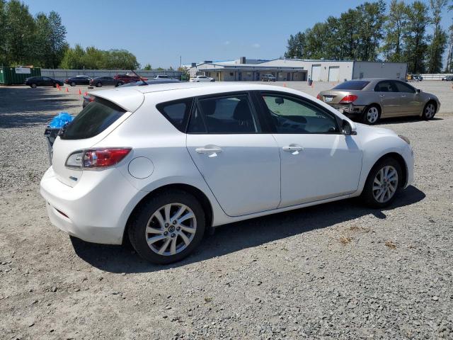 Хэтчбеки MAZDA 3 2013 Белы