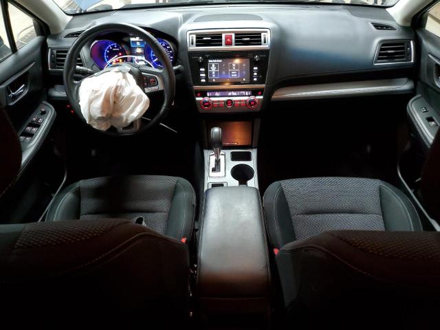  SUBARU OUTBACK 2017 Granatowy