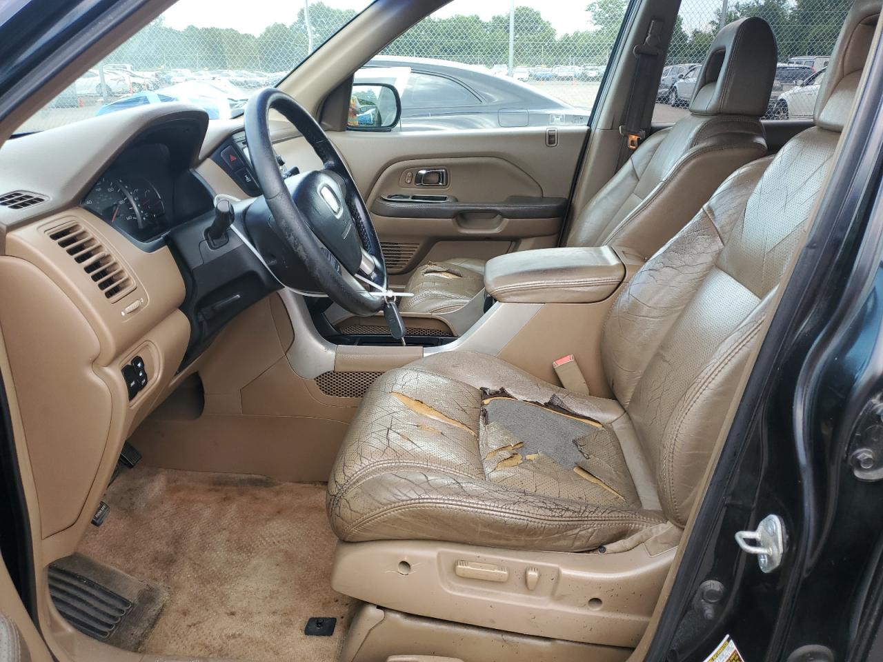 2004 Honda Pilot Exl VIN: 5FNYF18544B007483 Lot: 63630115