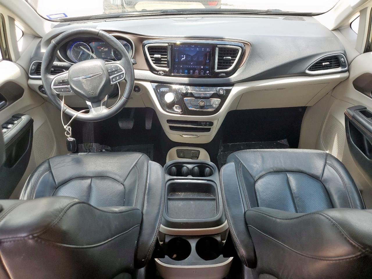 2018 Chrysler Pacifica Touring L VIN: 2C4RC1BGXJR351701 Lot: 63689005