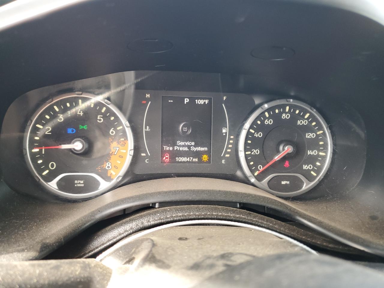 2015 Jeep Renegade Latitude VIN: ZACCJABTXFPC00541 Lot: 67318385