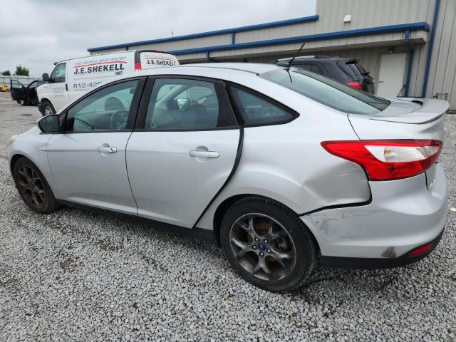 Sedans FORD FOCUS 2013 Silver