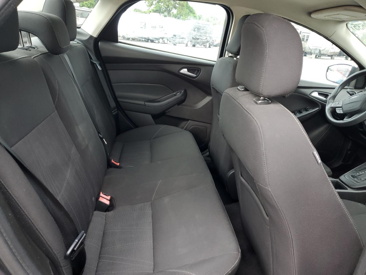 2016 Ford Focus Se VIN: 1FADP3F25GL365778 Lot: 64680635