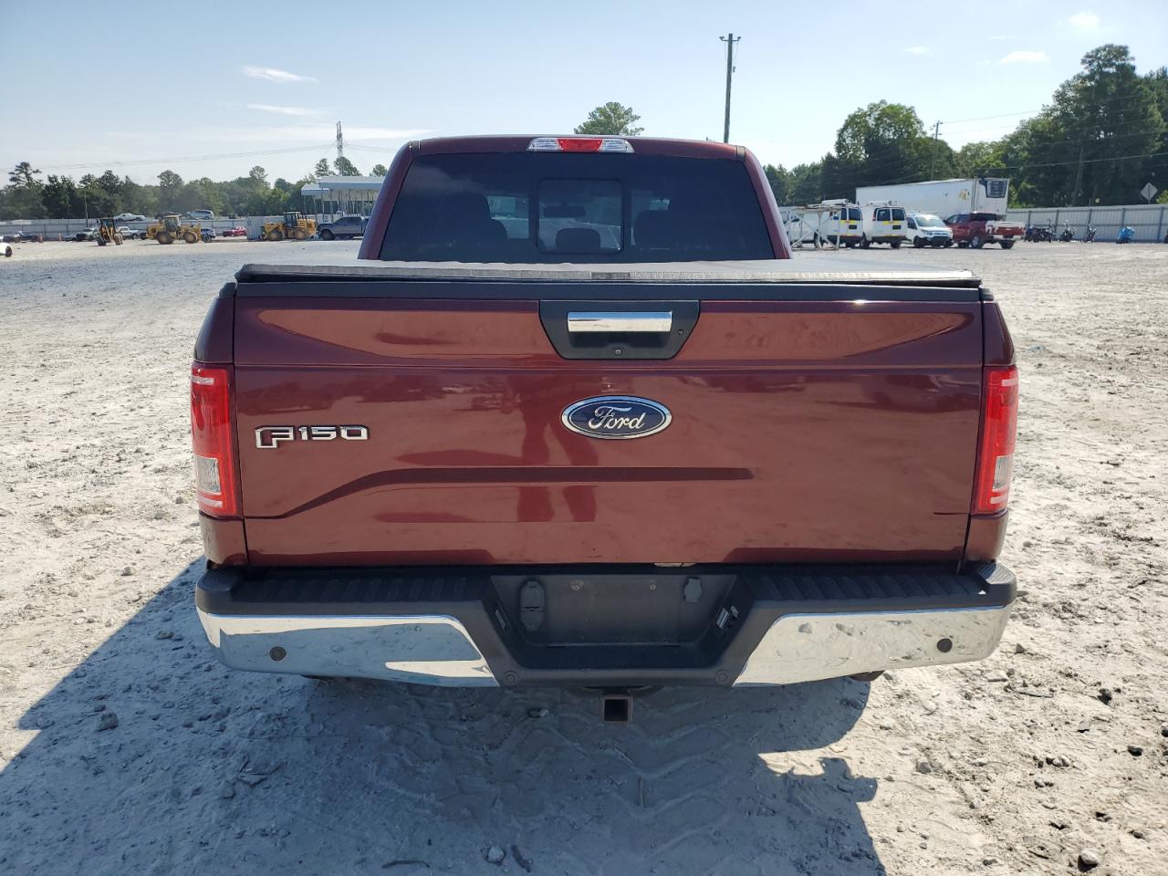 2017 Ford F150 Supercrew VIN: 1FTEW1CP1HKD23556 Lot: 67136115