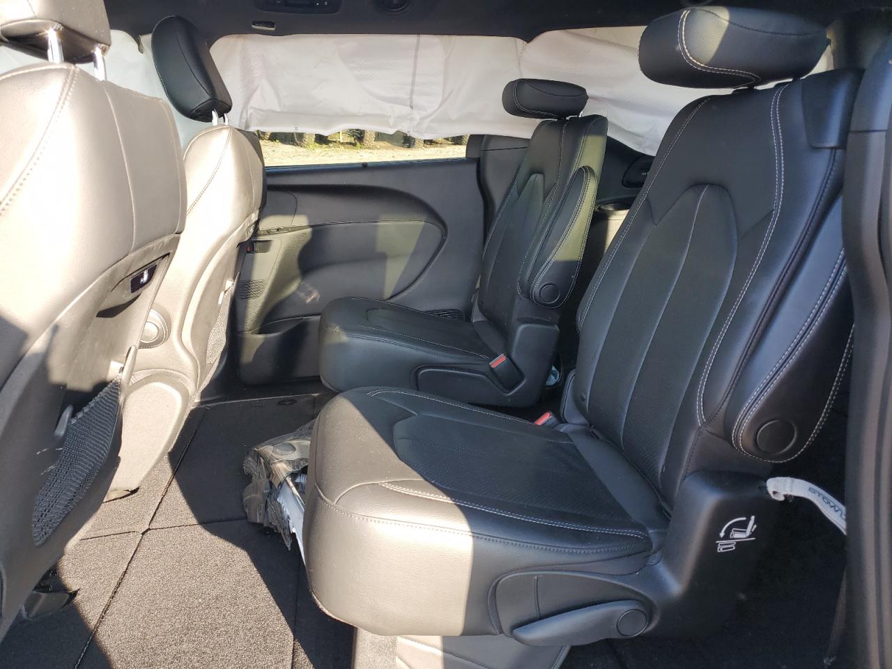 2021 Chrysler Pacifica Touring L VIN: 2C4RC1BG0MR557663 Lot: 63293555