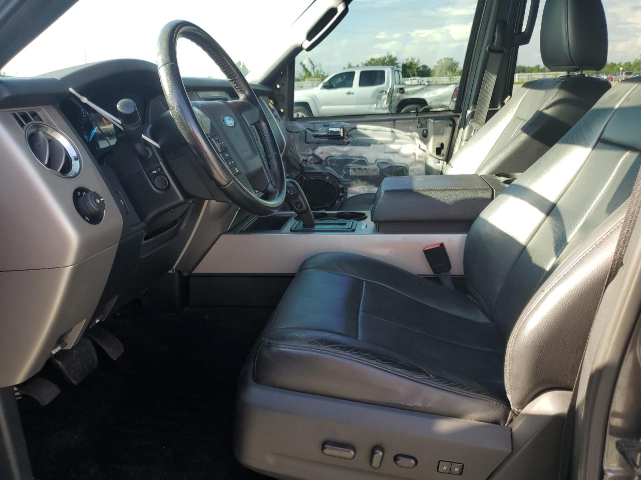 2016 Ford Expedition El Xlt VIN: 1FMJK1JT6GEF45576 Lot: 63295925