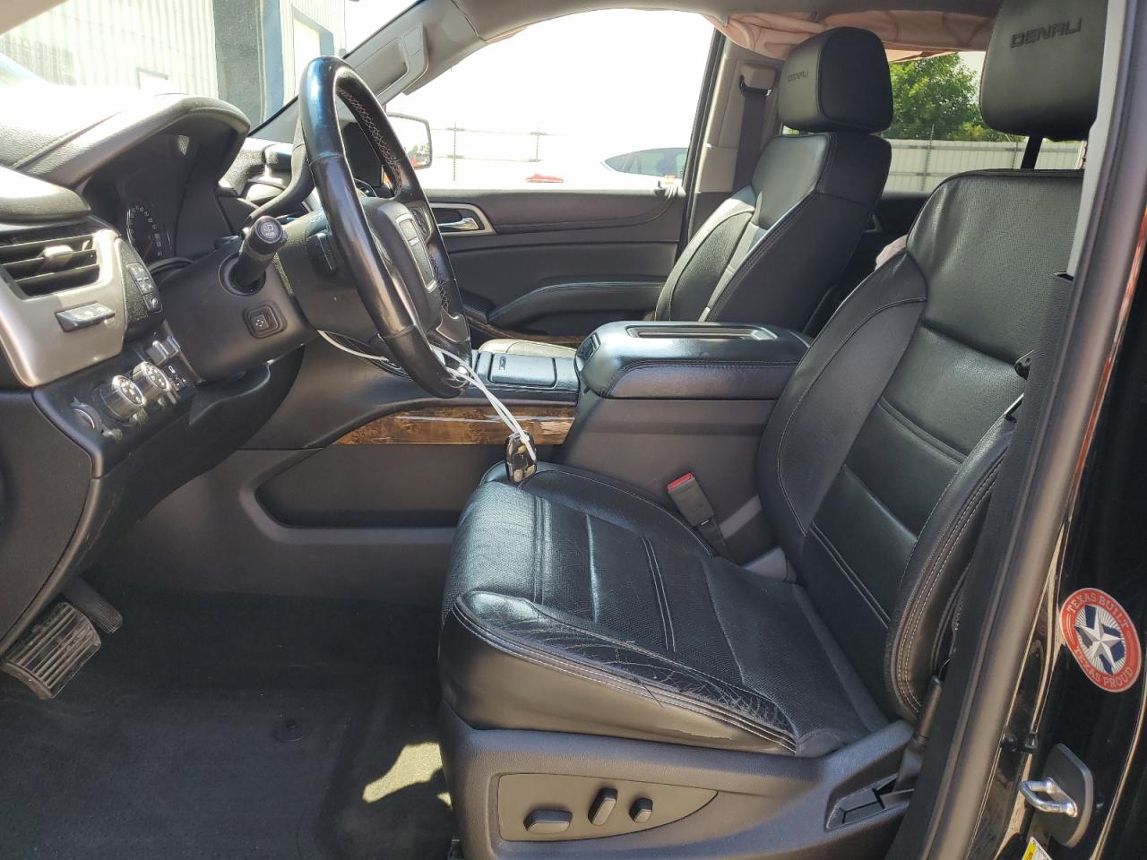 2016 GMC Yukon Xl Denali VIN: 1GKS2HKJ0GR197950 Lot: 64543935