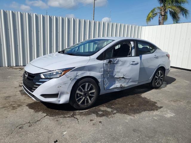 NISSAN VERSA SV 2025