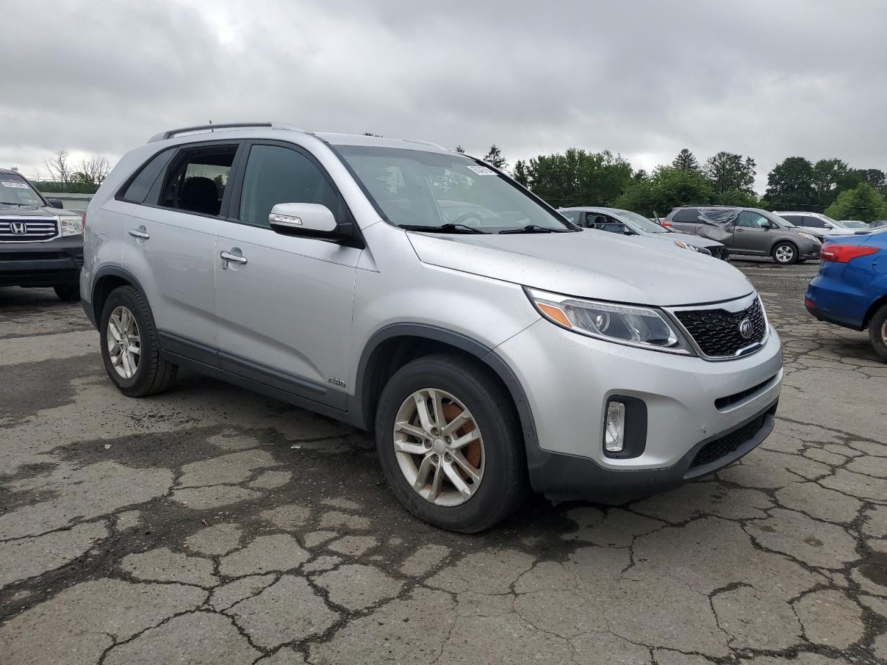 2015 Kia Sorento Lx VIN: 5XYKTDA64FG551593 Lot: 65342785