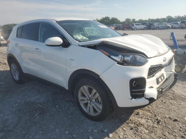  KIA SPORTAGE 2018 Белы