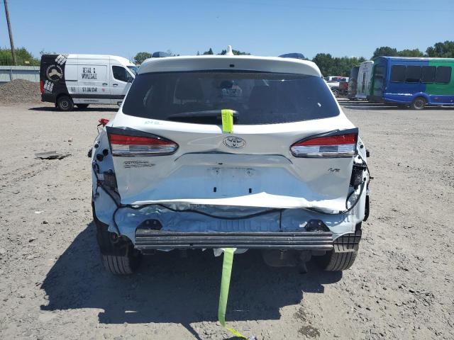  TOYOTA COROLLA CR 2024 Белы