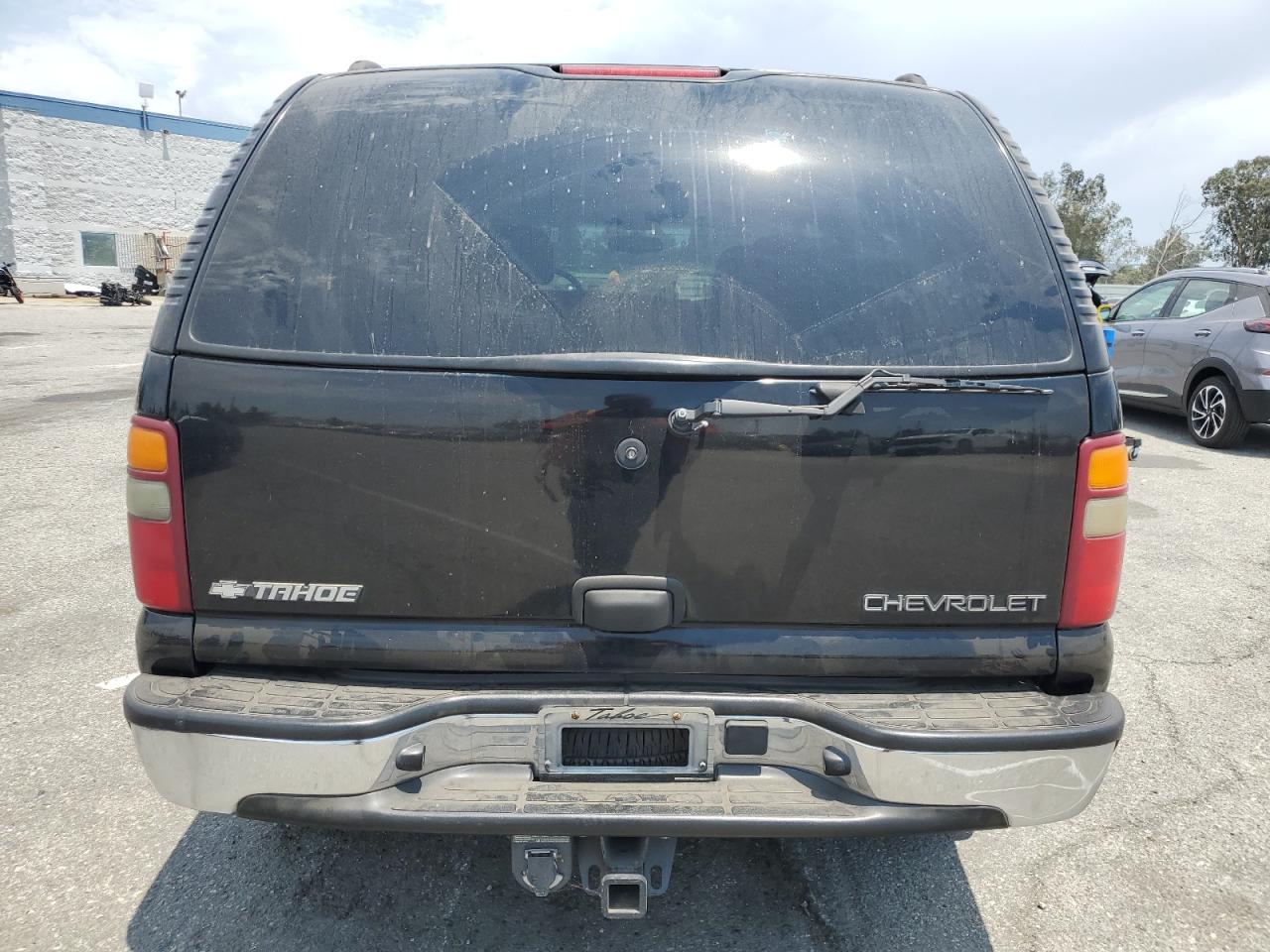 2002 Chevrolet Tahoe C1500 VIN: 1GNEC13T52R290024 Lot: 65583635