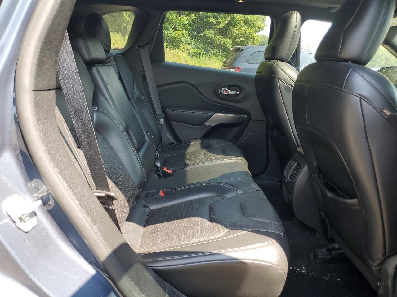 2021 Jeep Cherokee Latitude Lux VIN: 1C4PJMMX4MD137631 Lot: 65677125