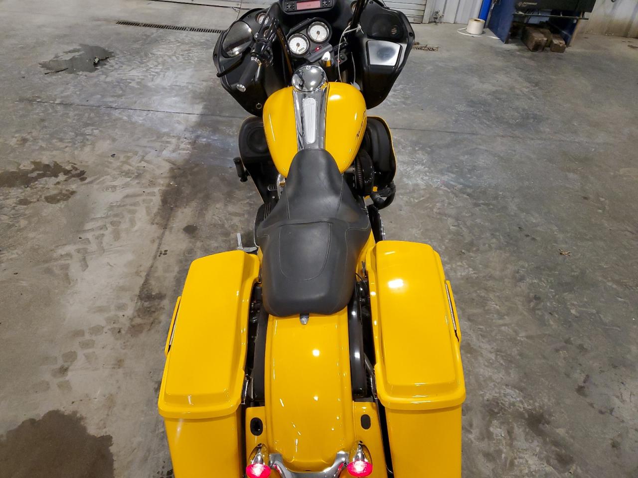 2012 Harley-Davidson Fltrx Road Glide Custom VIN: 1HD1KHM18CB674808 Lot: 64396025