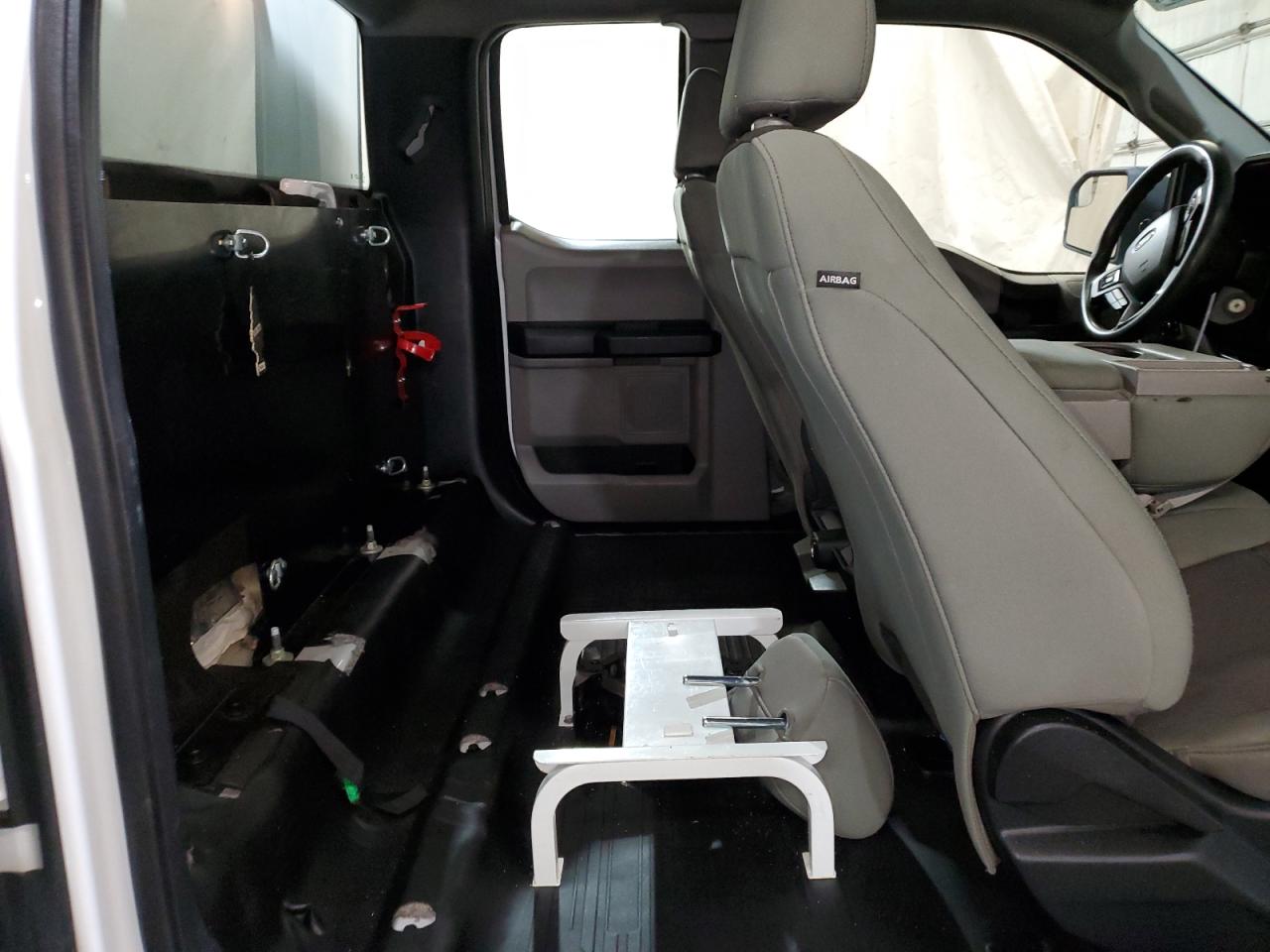 2018 Ford F150 Super Cab VIN: 1FTEX1CB9JKF16111 Lot: 62718235