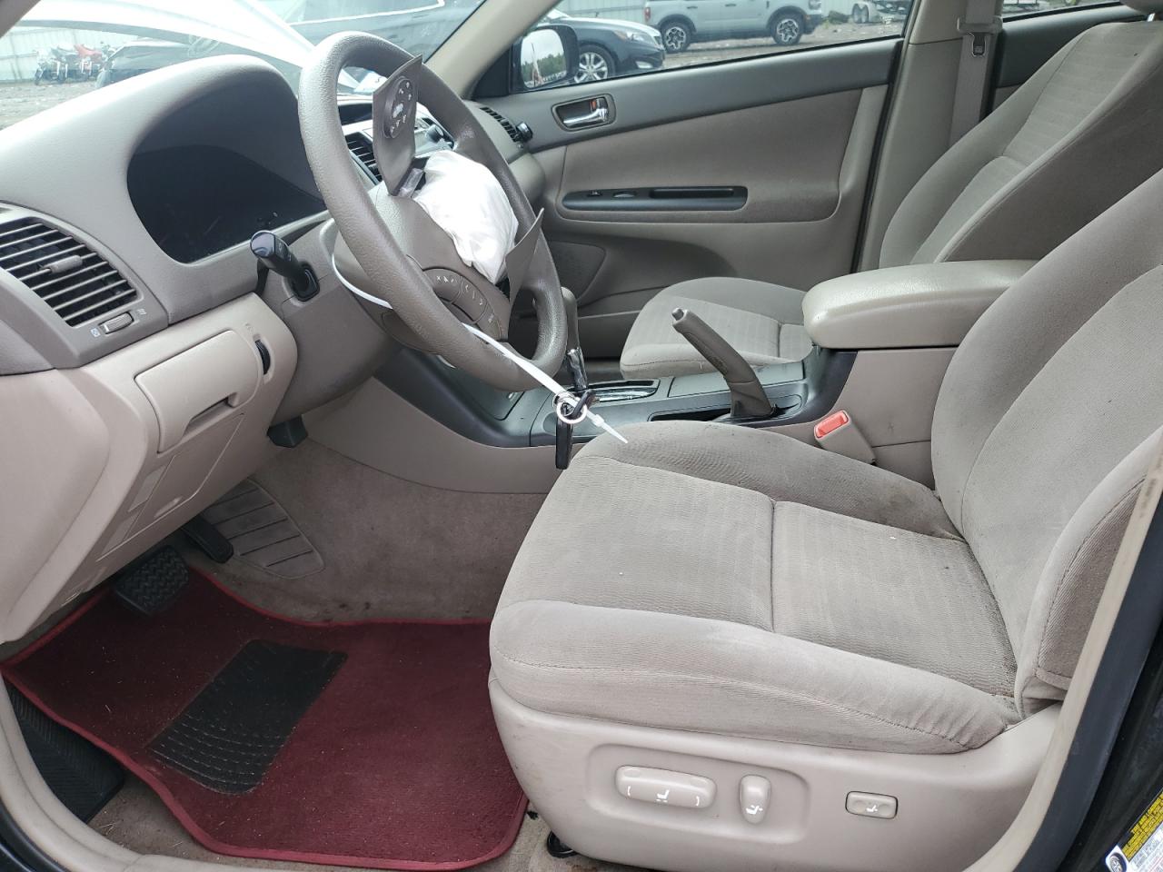 2005 Toyota Camry Le VIN: 4T1BE32K55U062130 Lot: 64402415