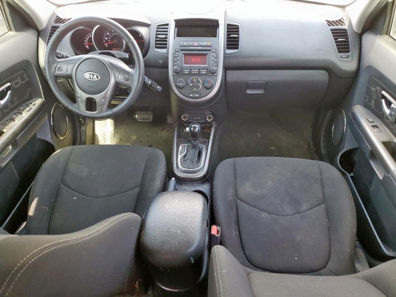 Parquets KIA SOUL 2012 Biały