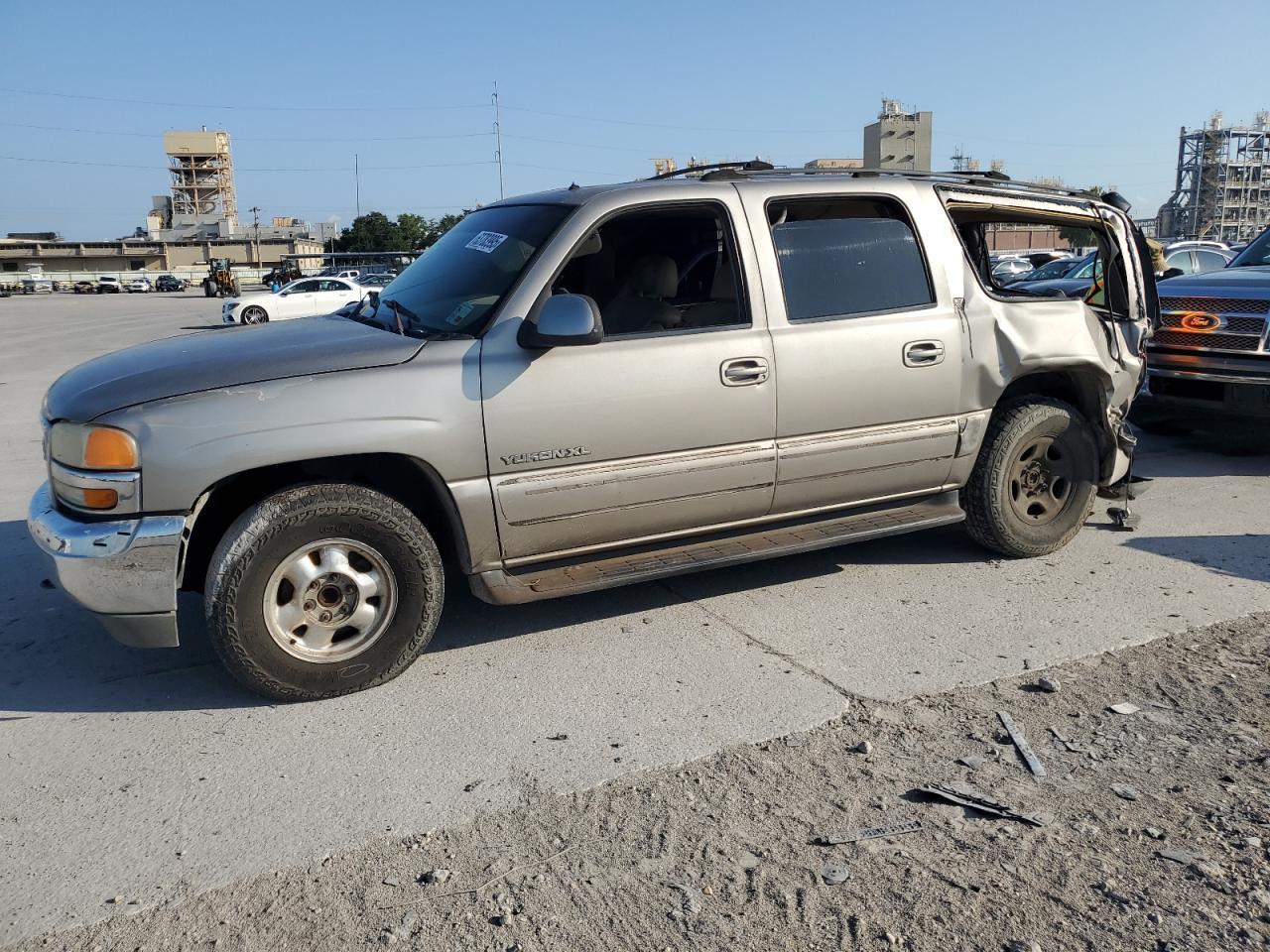 2002 GMC Yukon Xl C1500 grey null flexible 1GKEC16Z42J158660 photo #1