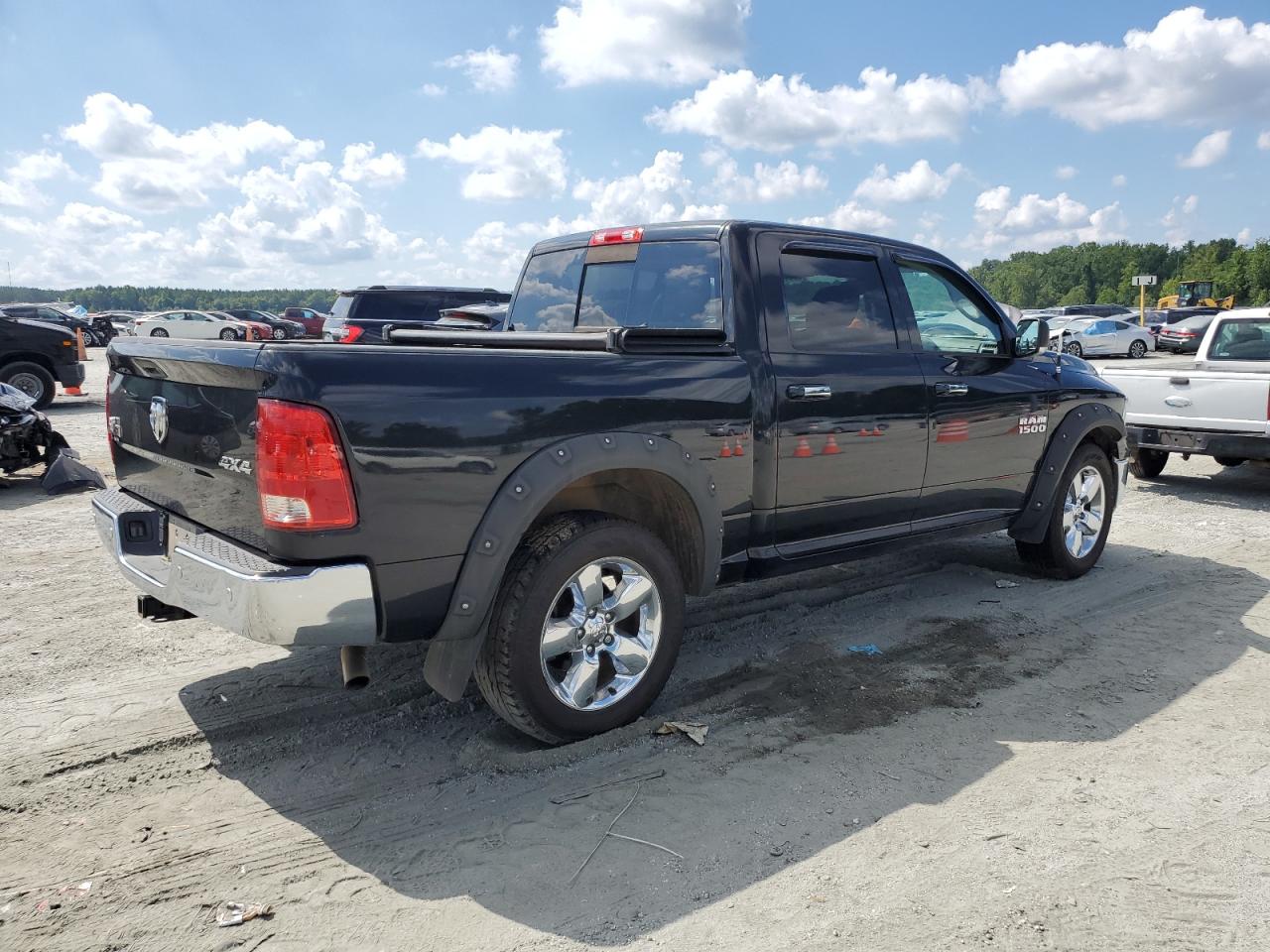 3c6rr7lgxjg197584 3C6RR7LGXJG197584 2018 Ram 1500 Slt