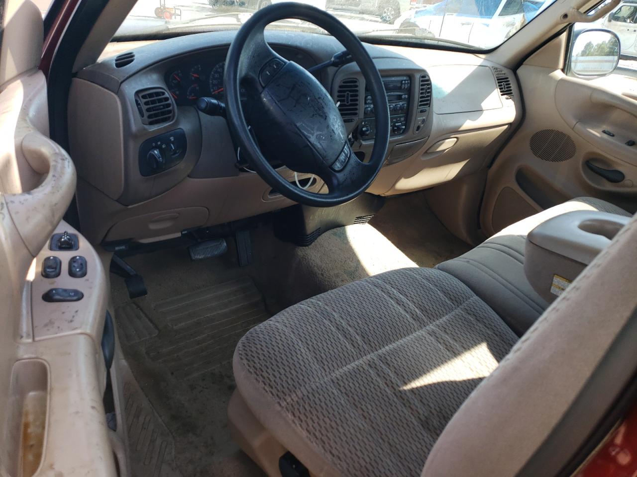 1997 Ford F150 VIN: 1FTDF1729VKD05702 Lot: 64141985