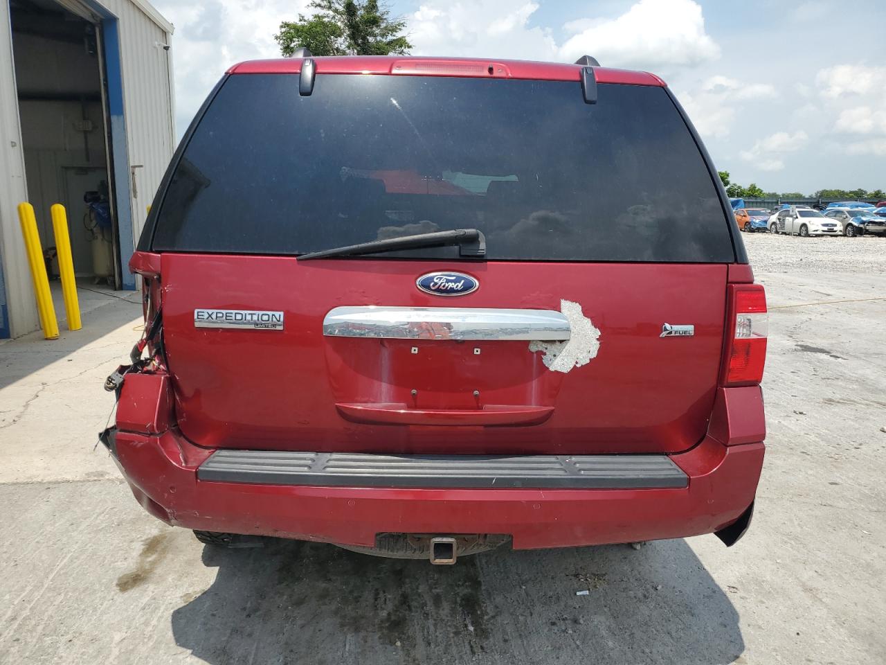 2013 Ford Expedition Limited VIN: 1FMJU2A51DEF00008 Lot: 64309155