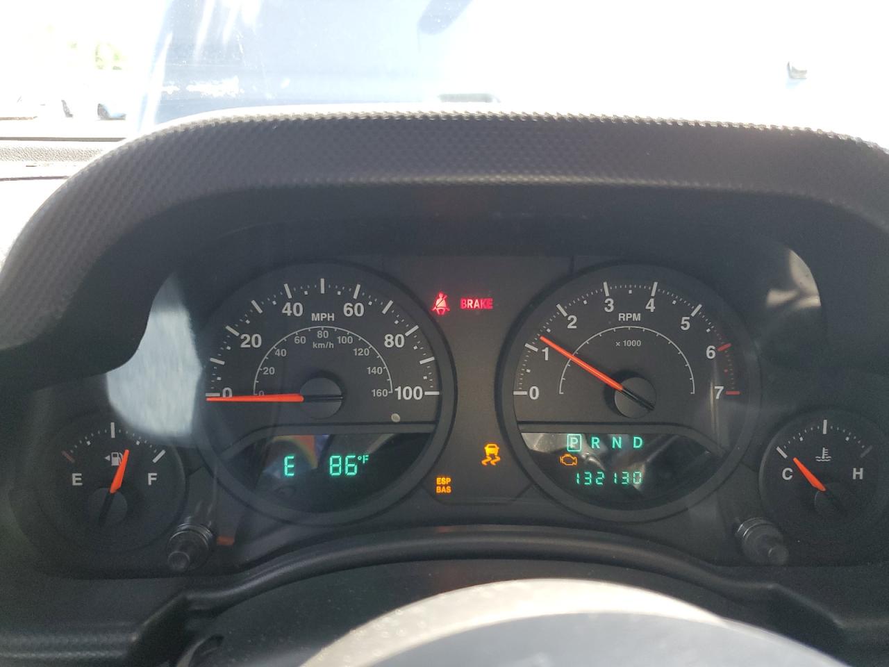 2007 Jeep Wrangler X VIN: 1J4FA24117L170294 Lot: 64806715