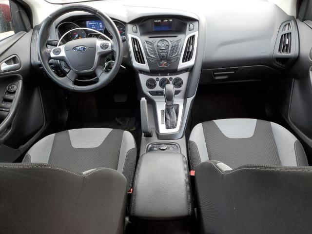 Hatchbacks FORD FOCUS 2014 Maroon