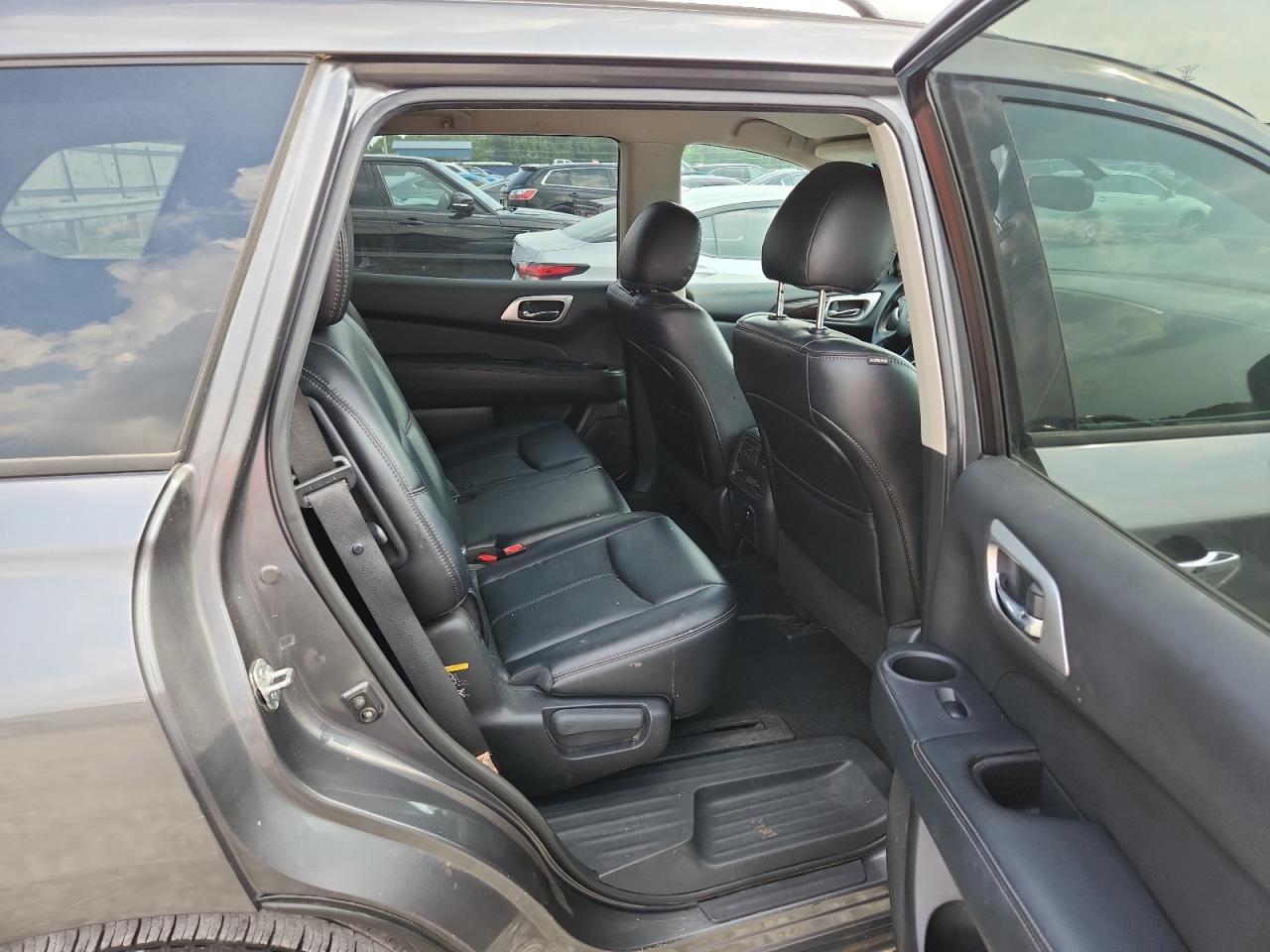 5n1ar2mn4fc690270 5N1AR2MN4FC690270 2015 Nissan Pathfinder S