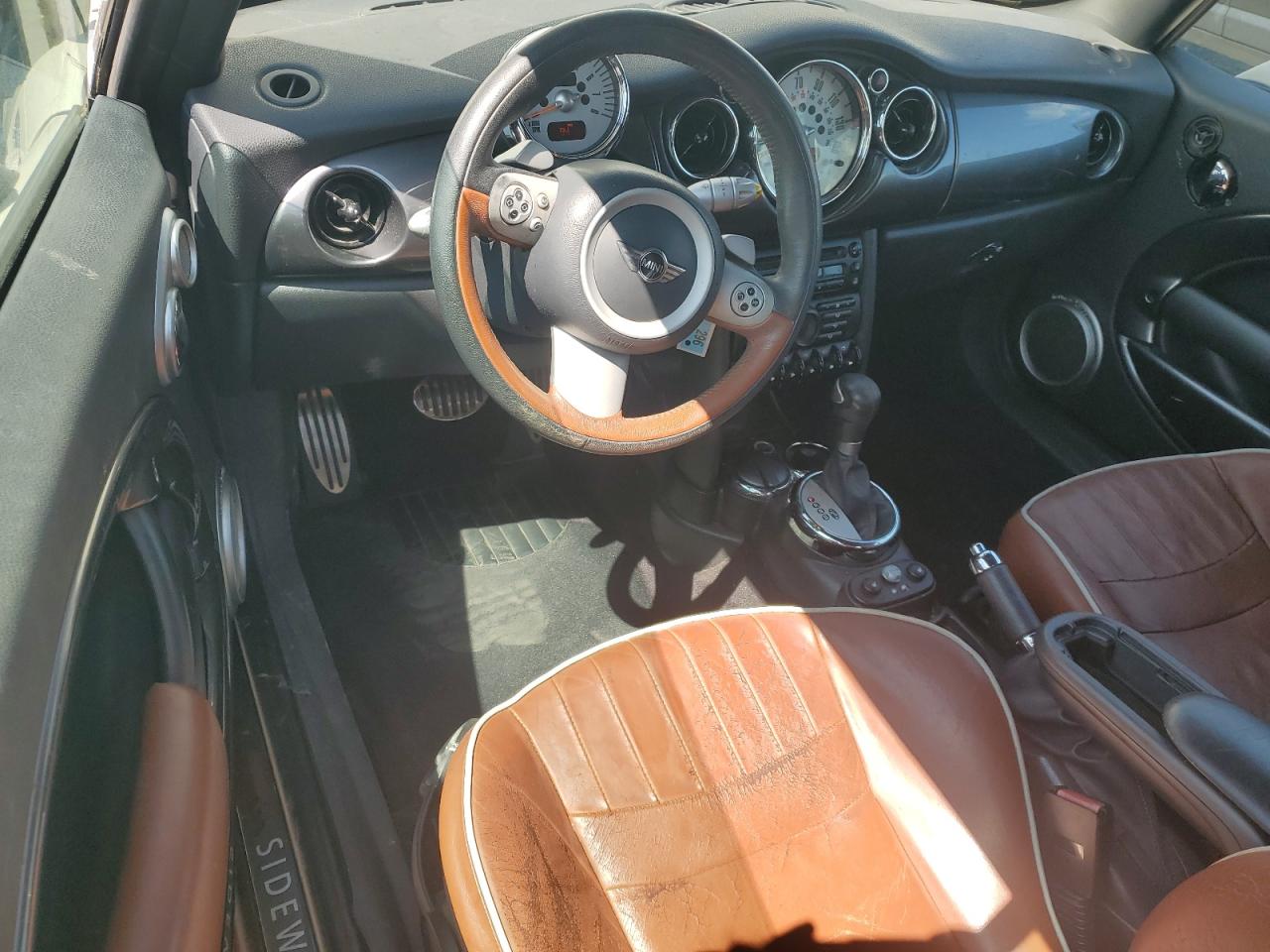 2008 Mini Cooper S VIN: WMWRH33598TL97322 Lot: 63989765