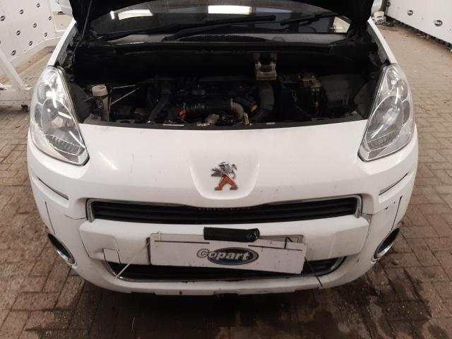 2015 PEUGEOT HORIZON S