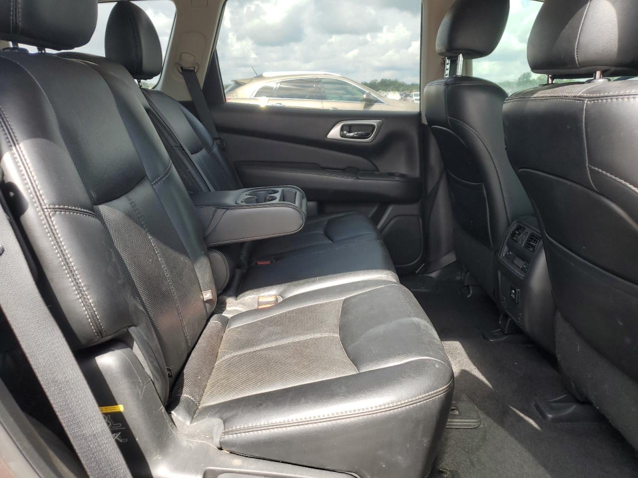 2015 Nissan Pathfinder S VIN: 5N1AR2MN2FC602879 Lot: 64436745