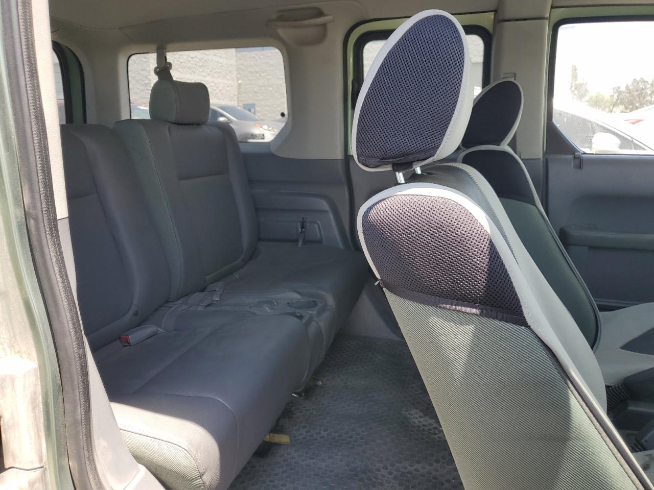 2004 Honda Element Lx VIN: 5J6YH183X4L010016 Lot: 65453705