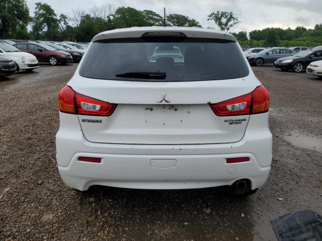 Паркетники MITSUBISHI OUTLANDER 2012 Белы