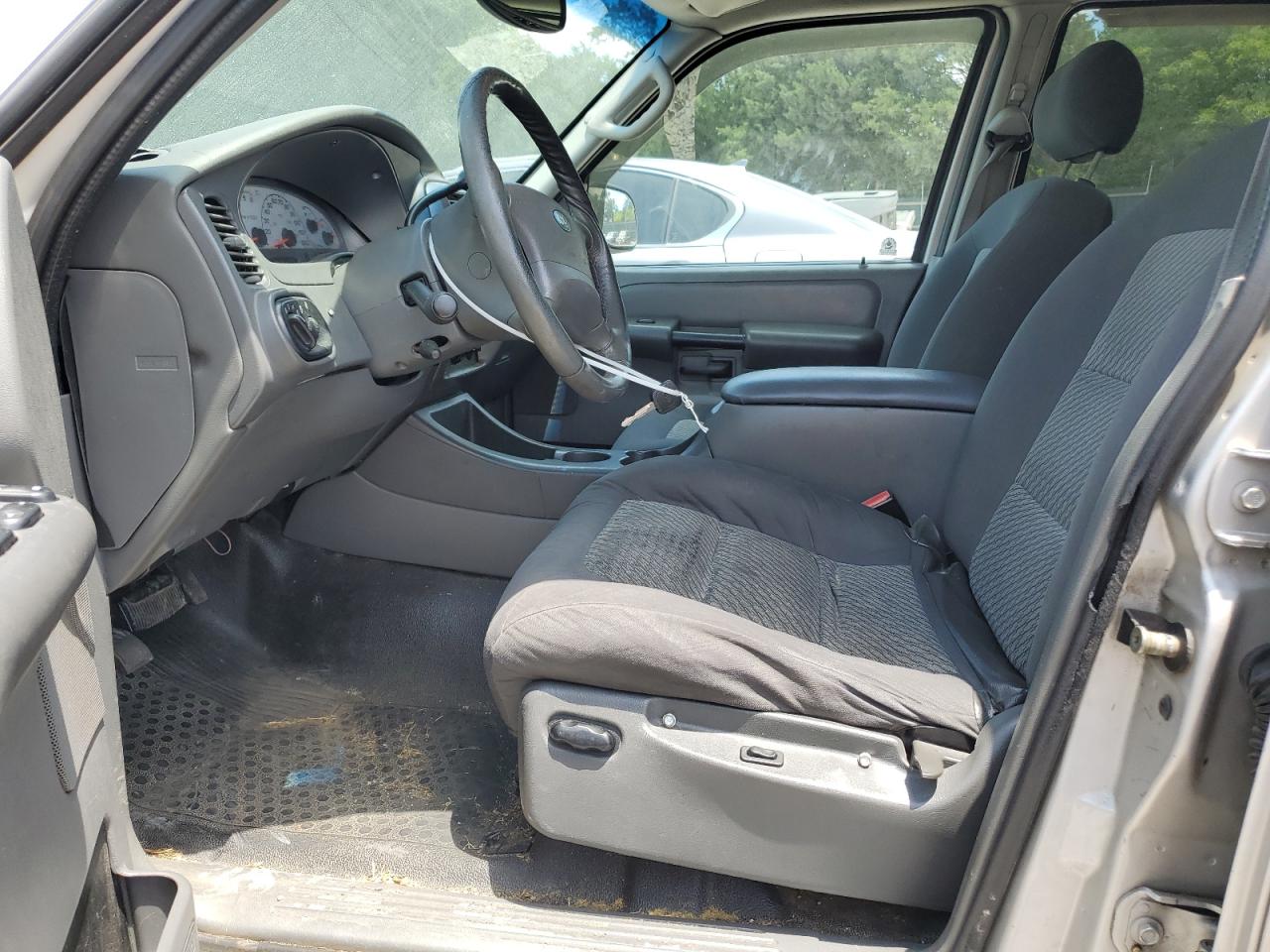 2004 Ford Explorer Sport Trac VIN: 1FMZU77K64UB26126 Lot: 64638265