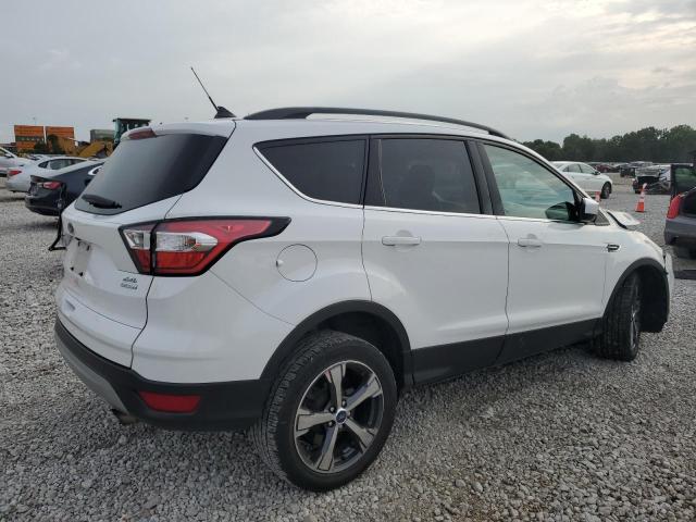  FORD ESCAPE 2018 Biały