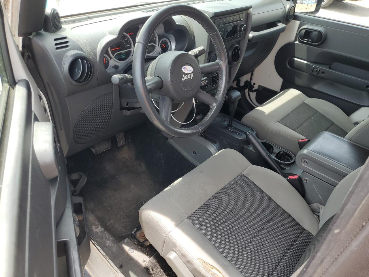 2010 Jeep Wrangler Sport VIN: 1J4AA2D12AL130520 Lot: 64747645