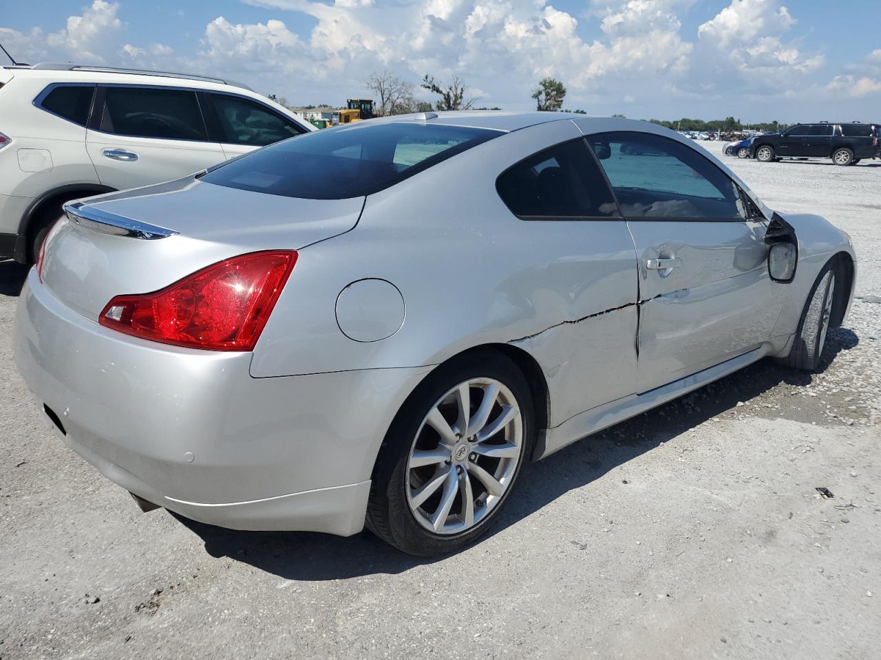2011 Infiniti G37 Base VIN: JN1CV6EK0BM213508 Lot: 66807145
