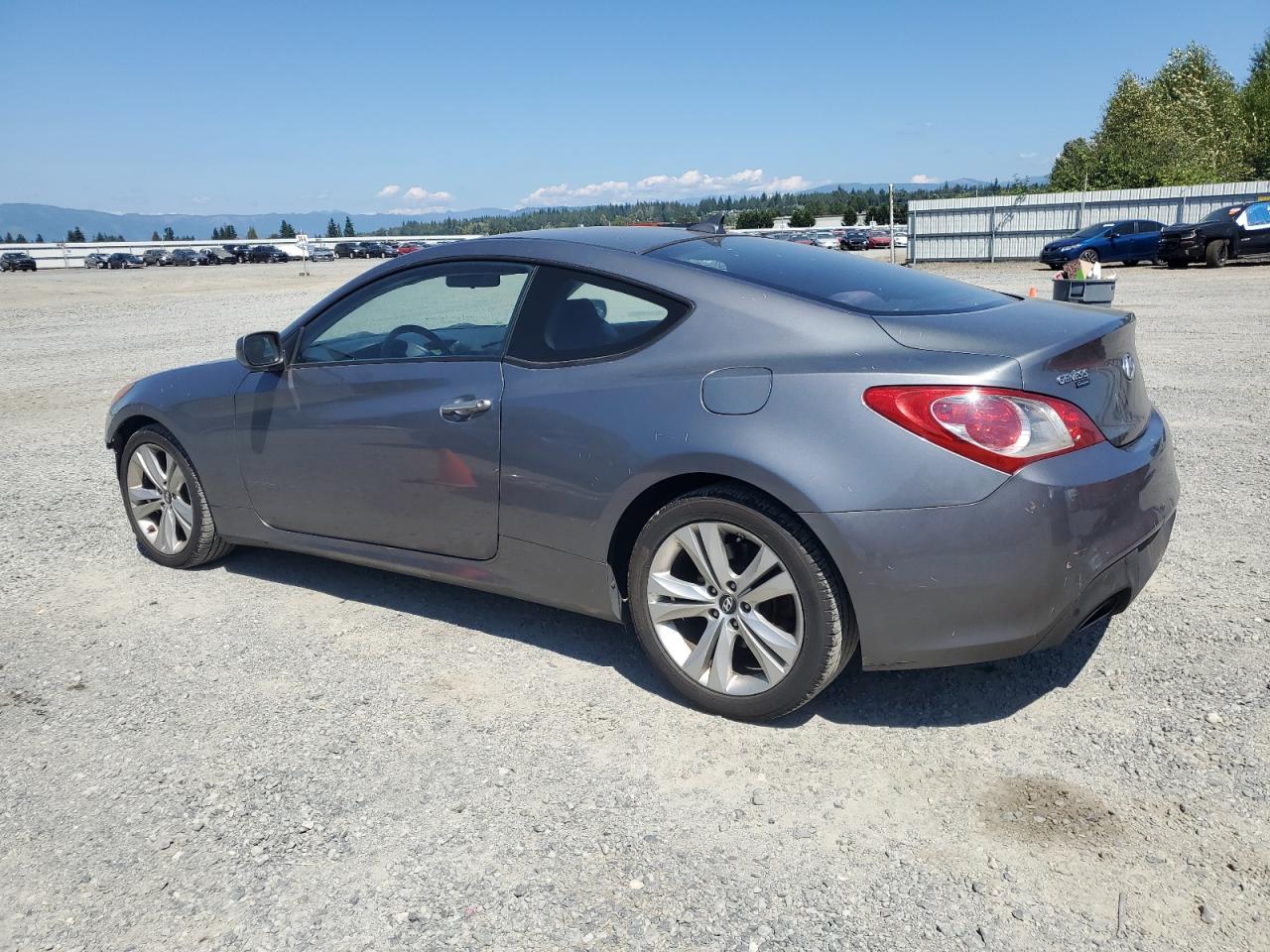 2010 Hyundai Genesis Coupe 2.0T VIN: KMHHT6KD4AU014924 Lot: 65768285