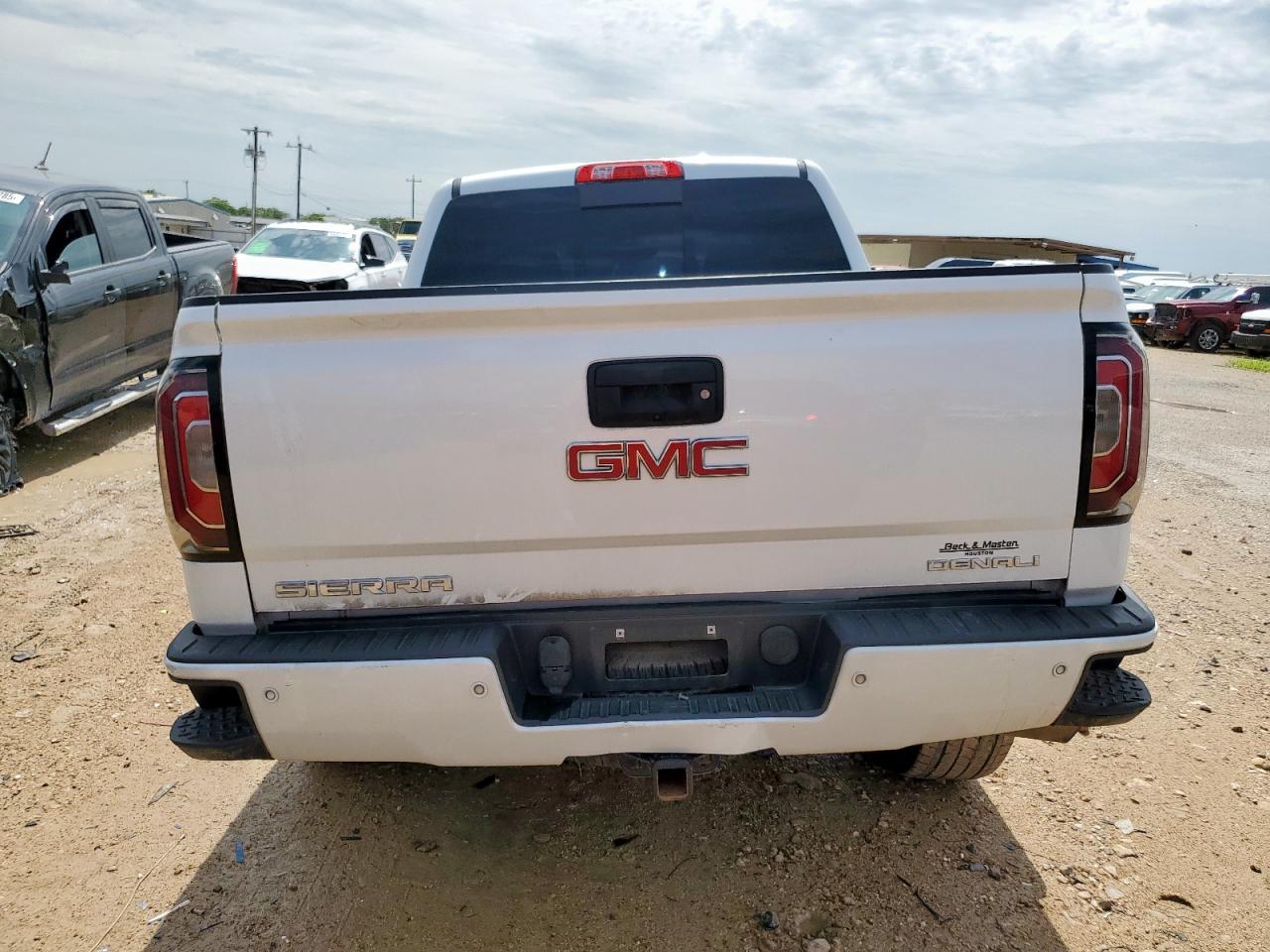 2017 GMC Sierra K1500 Denali VIN: 3GTU2PEJ2HG339615 Lot: 64675995