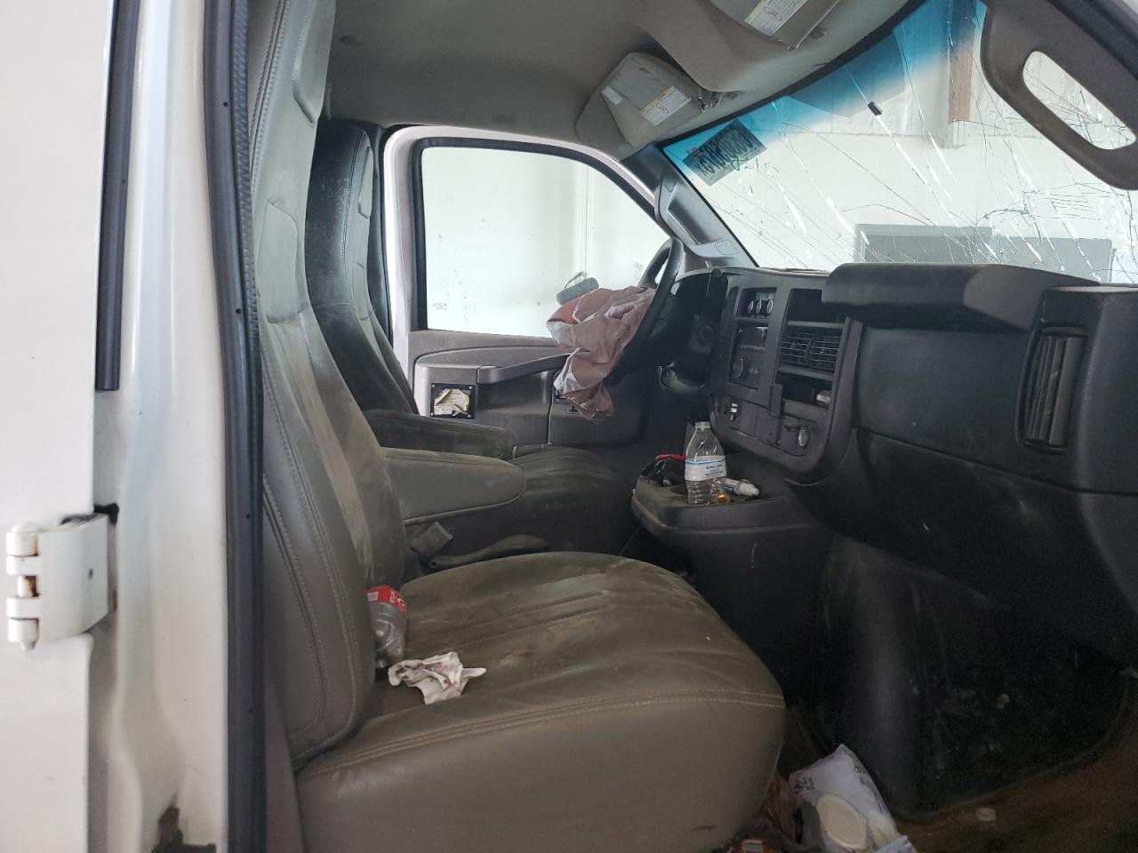 2017 GMC Savana Cargo 2500 VIN: 1GTW7AFF2H1906048 Lot: 66305075