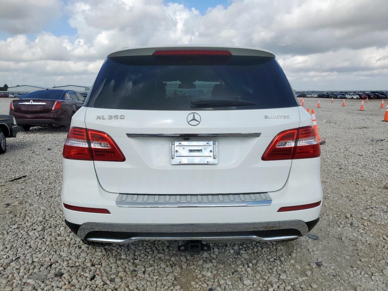 2014 Mercedes-Benz Ml 350 Bluetec VIN: 4JGDA2EB6EA379779 Lot: 64032655