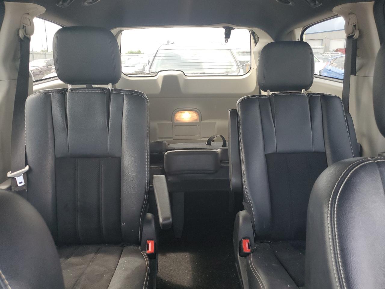 2018 Dodge Grand Caravan Sxt VIN: 2C4RDGCG5JR175865 Lot: 64646515