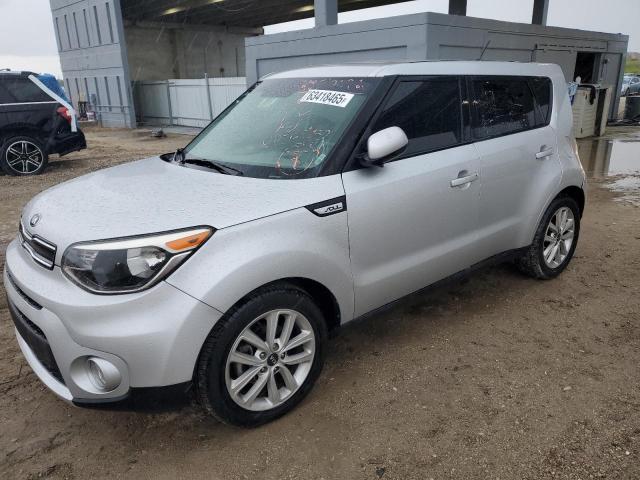  KIA SOUL 2017 Серебристый